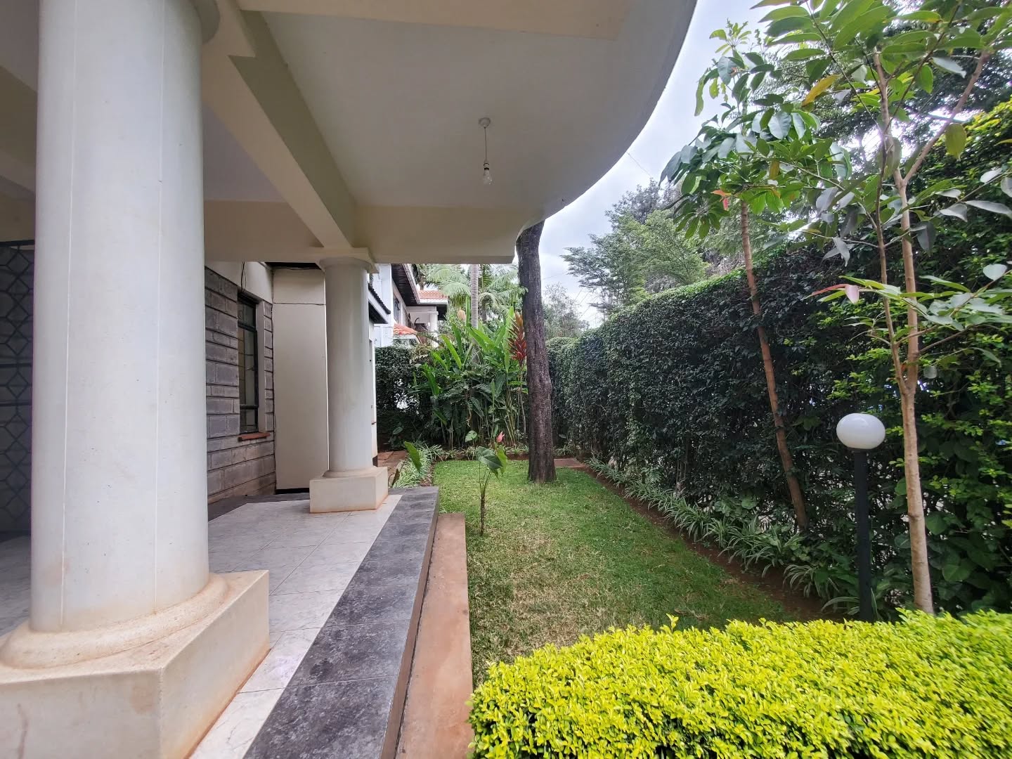 Charming 4-bedroom Townhouse plus dsq to let in Westlands