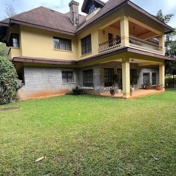 Charming 4-bedroom townhouse with a dsq to let in Lavington