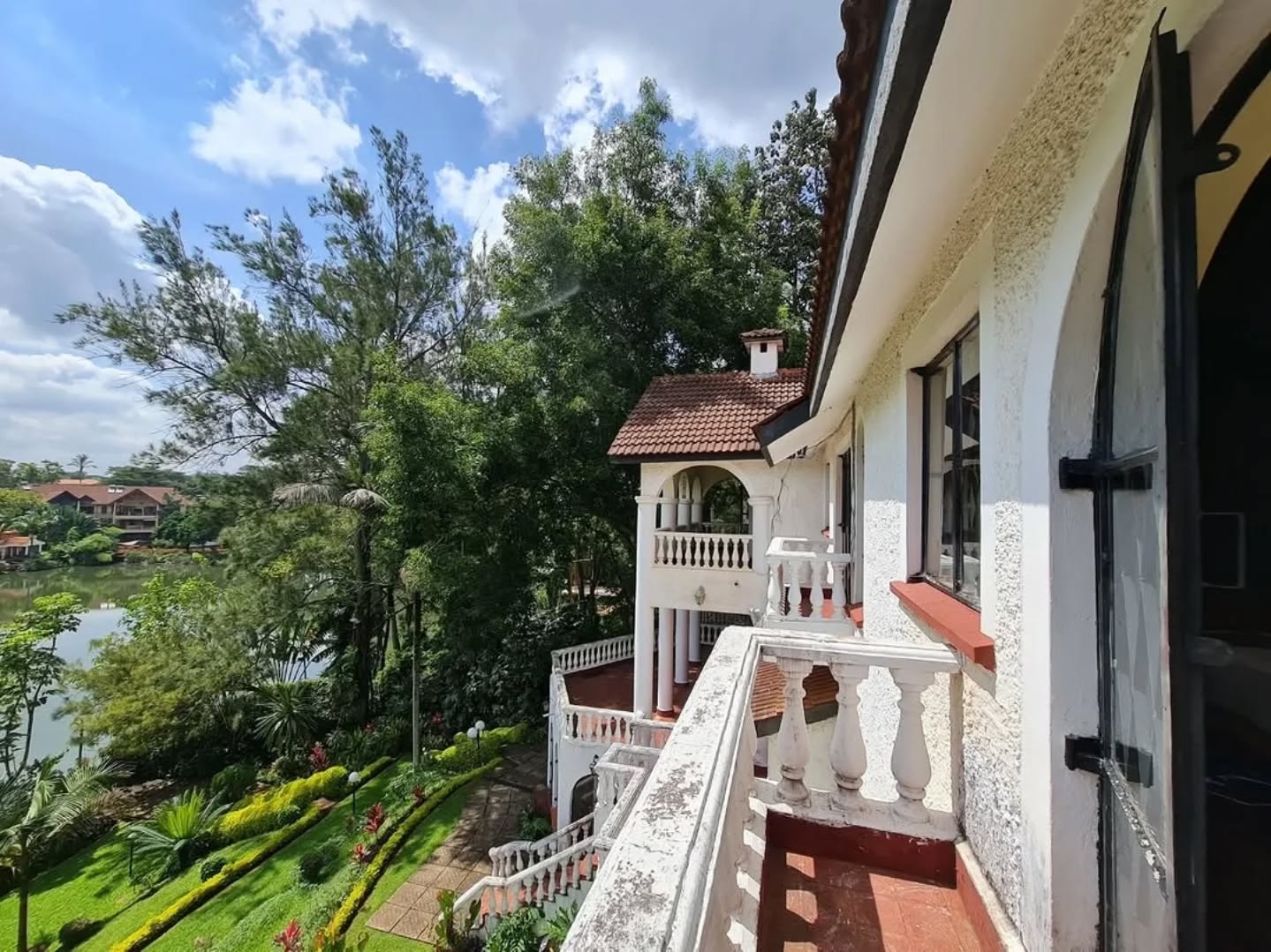 Charming 5 bedroom fully furnished maisonette for rent in Nyari
