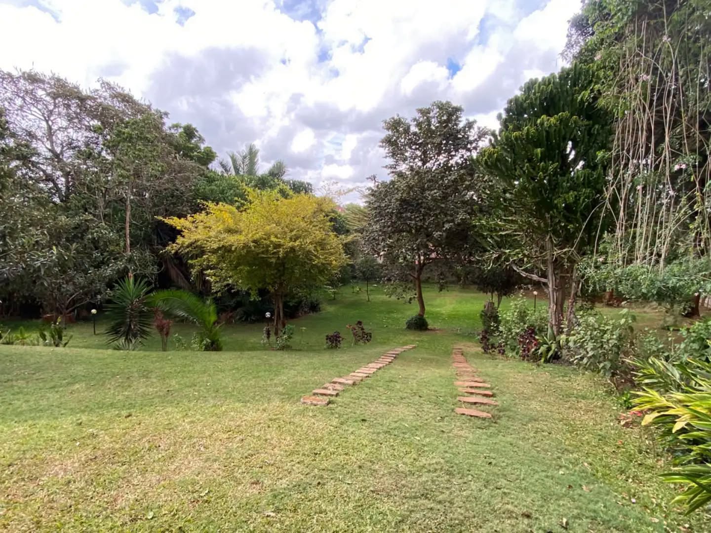 charming 5 bedroom maisonette for rent in runda Image