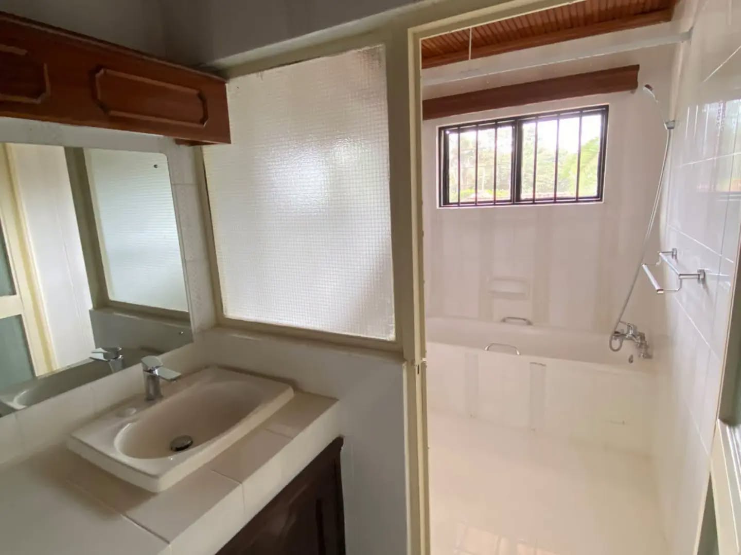 charming 5 bedroom maisonette for rent in runda Image
