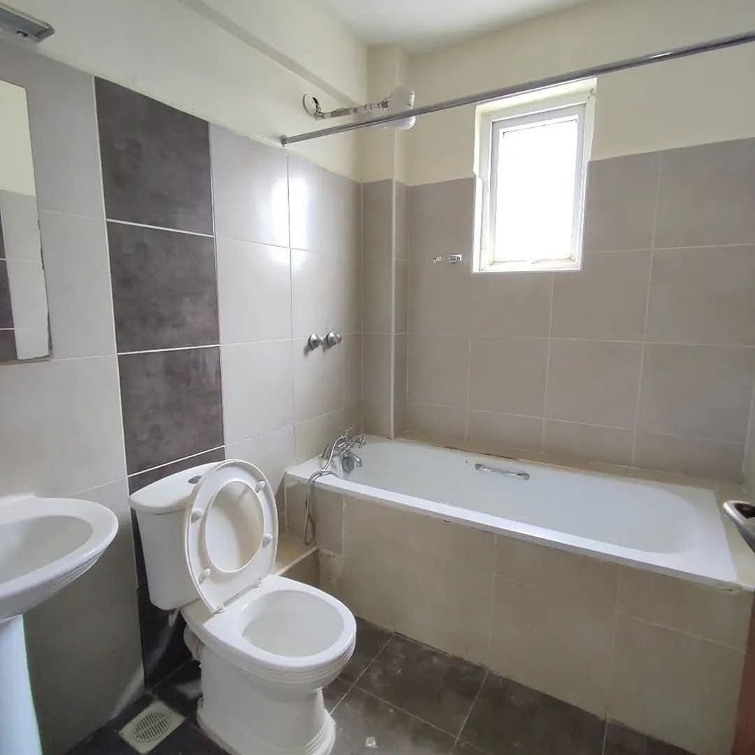 Classy and affordable 3 bedroom apartment to let in kileleshwa Image