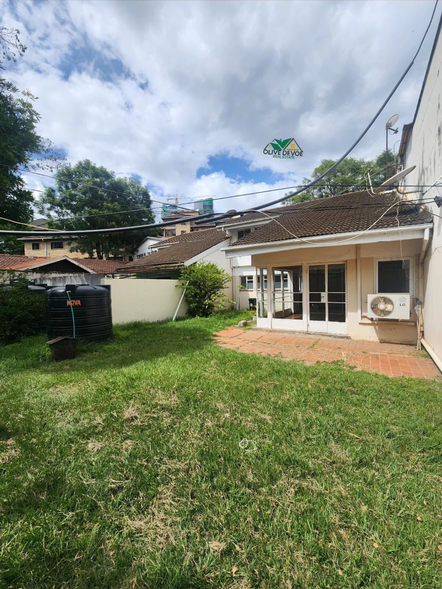 Commercial 3 bedroom Maisonette to let in Westlands Image
