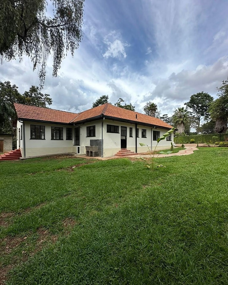 Commercial 4-Bedroom Bungalow To Let in Lavington Image