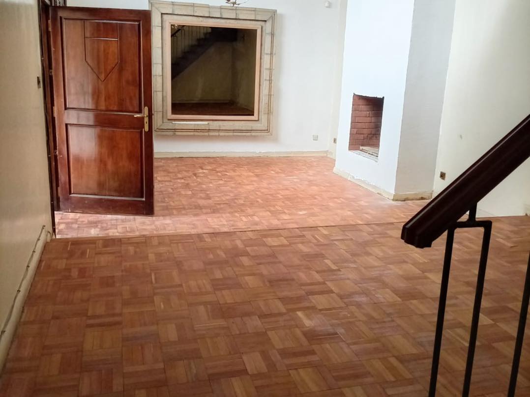 Commercial 4 Room Bungalow For Rent in Kilimani Image