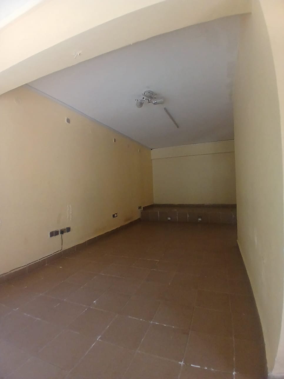 Commercial 5 Bedroom Maisonette For Rent in Kilimani