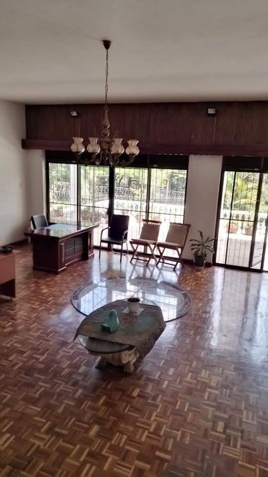 commercial 6 bedroom maisonette for sale in Lavington Image