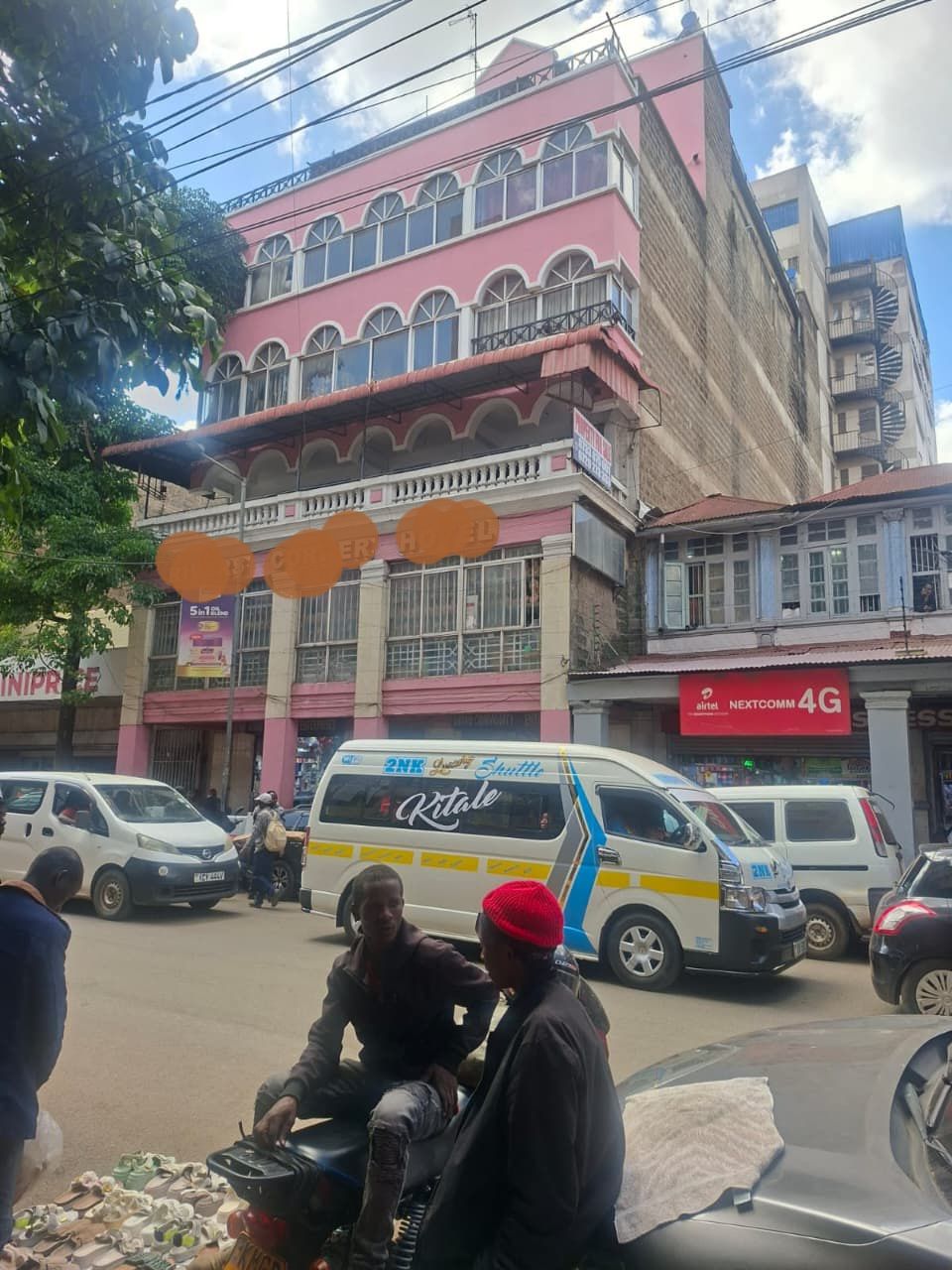 commercial building for sale in River Road