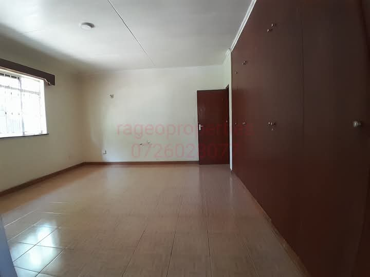 Commercial/ Residential 4 Bedroom Maisonnette For Rent in Lavington Image