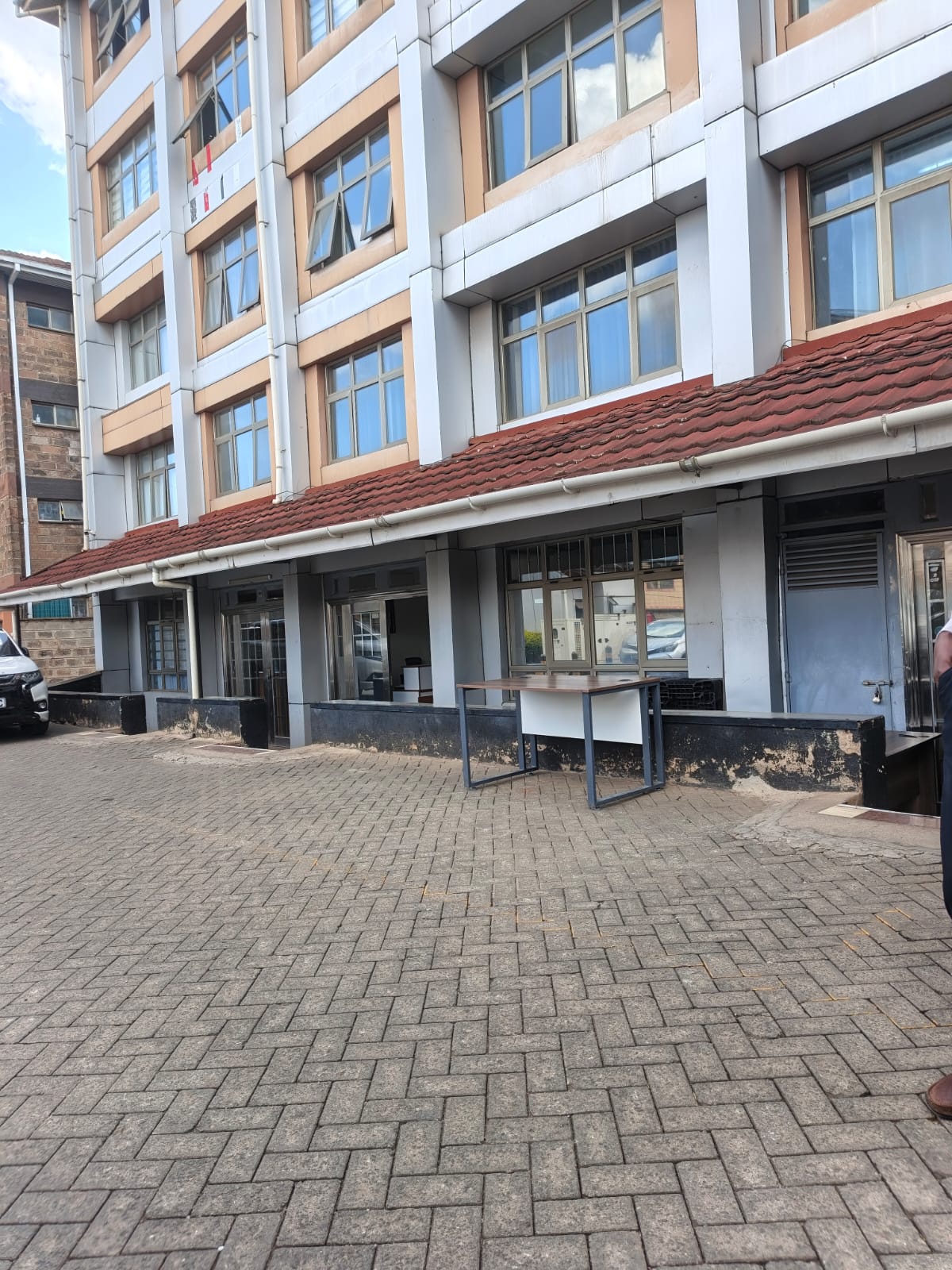 commercial space or office to let in hurlingham, kilimani