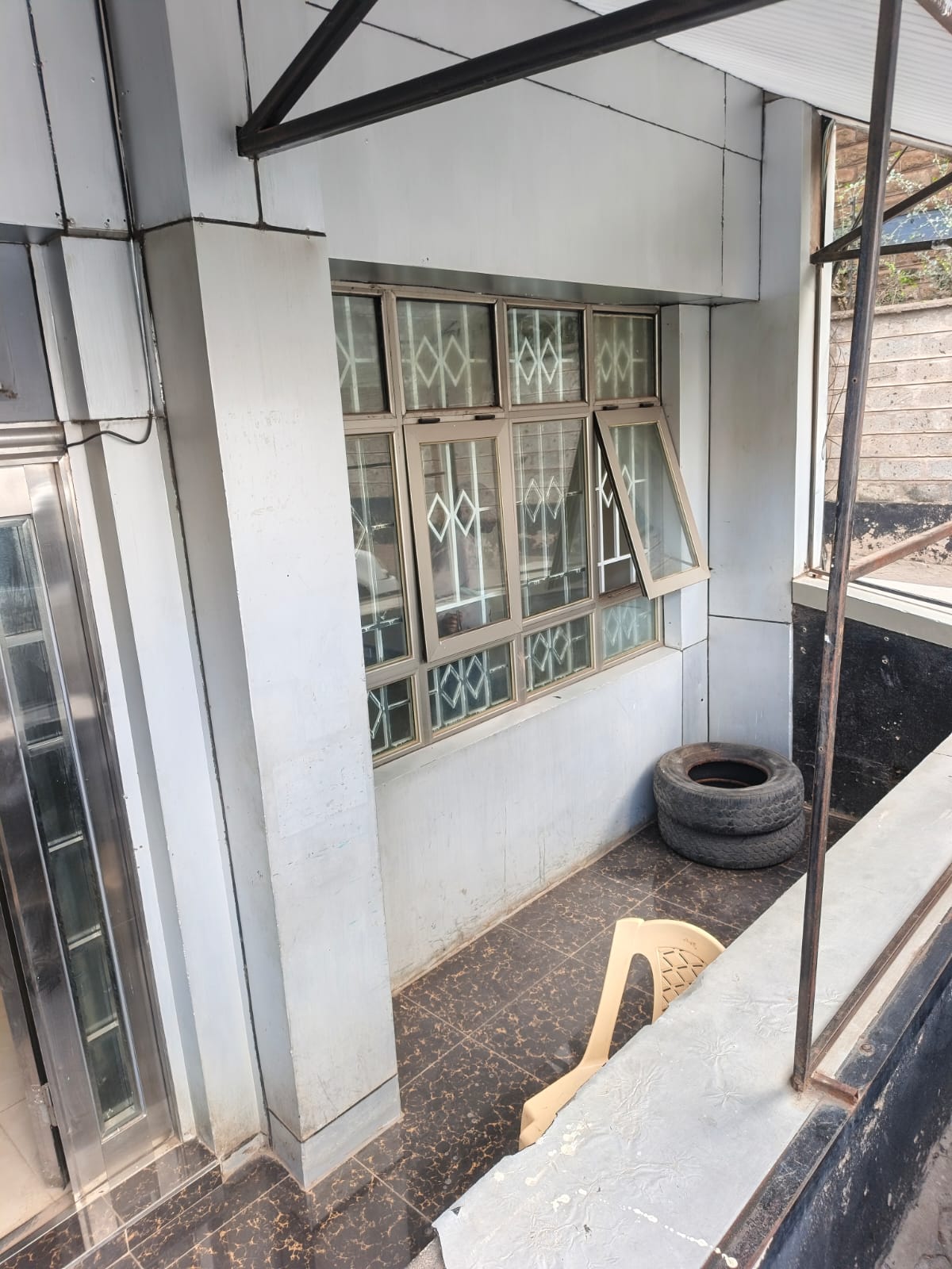 commercial space or office to let in hurlingham, kilimani Image