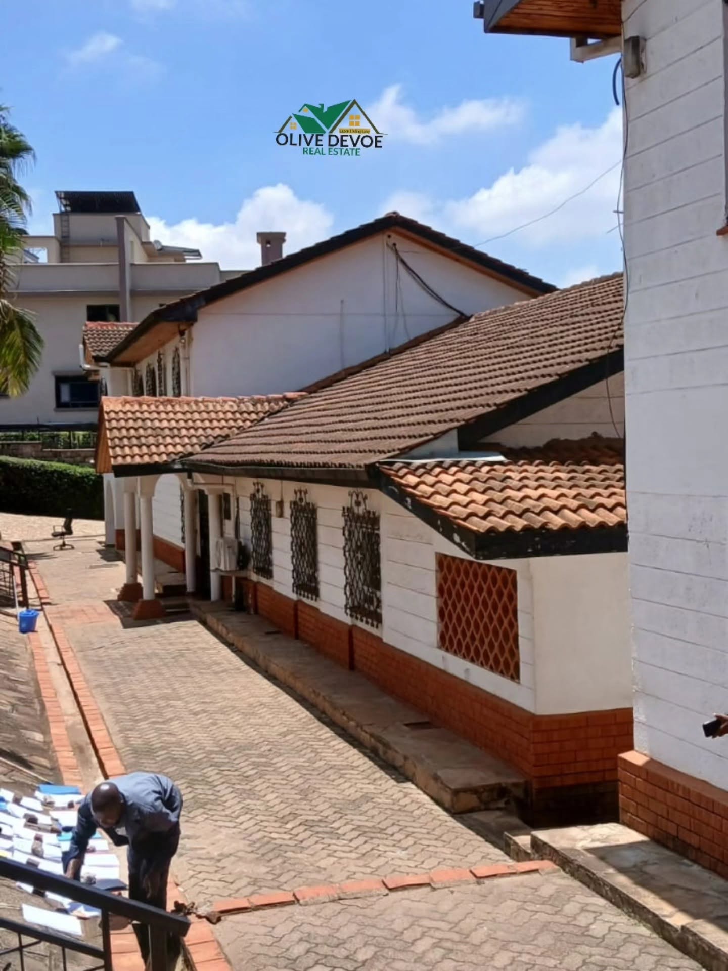 Commercial standalone maisonette for rent or sale in Lavington