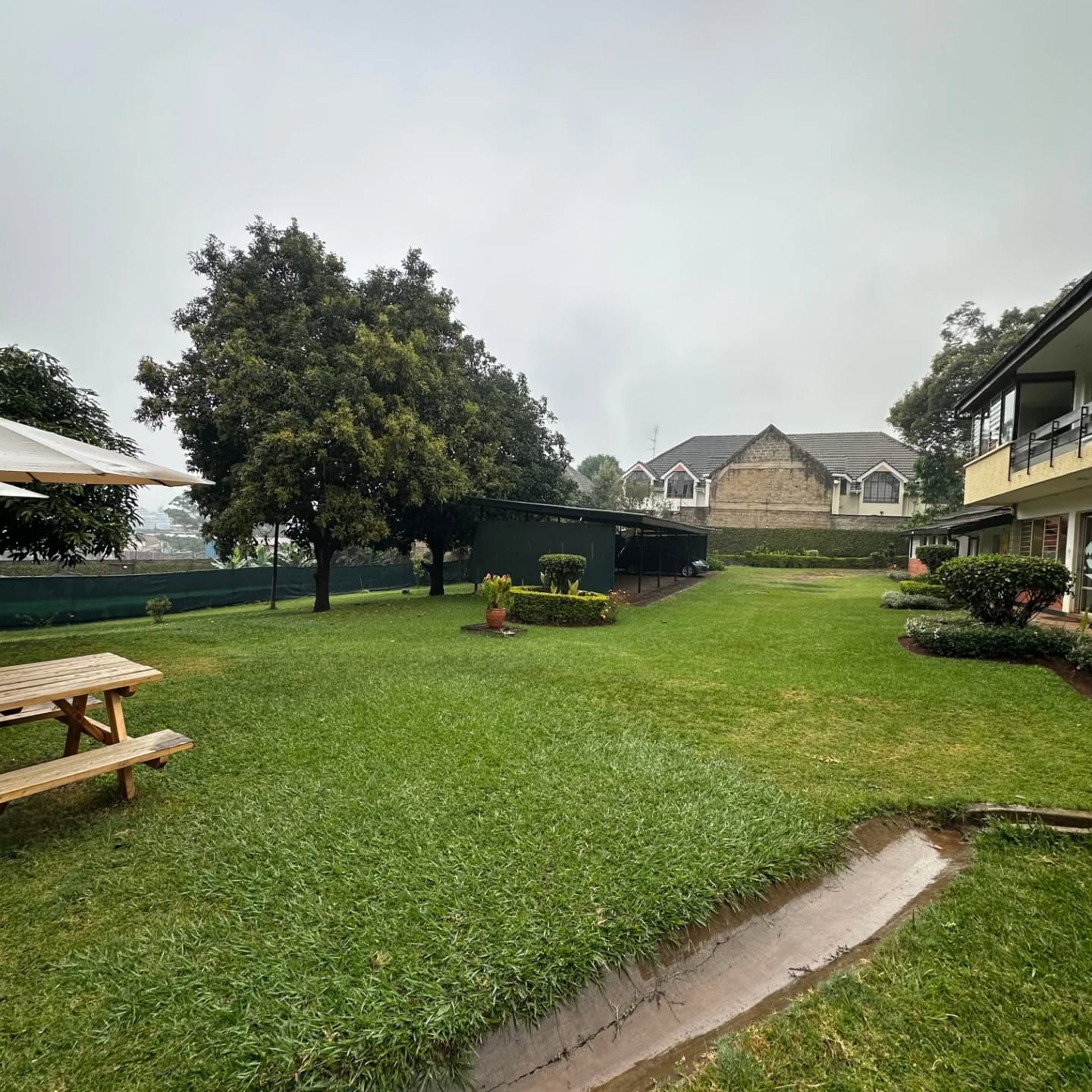 Commercial/Office space on 3/4 Acre To Let in the Heart of Lavington Image