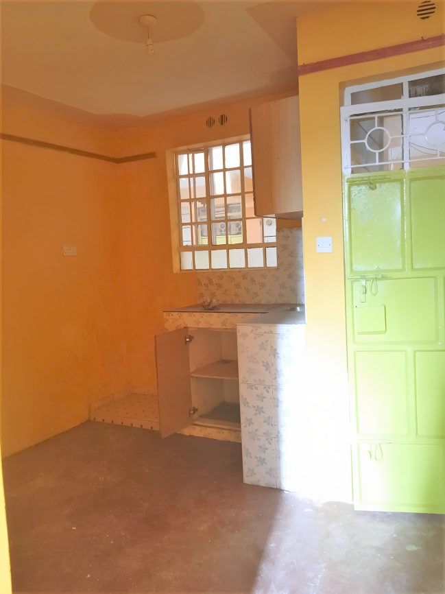 Double room to let in Kasarani, mwiki.