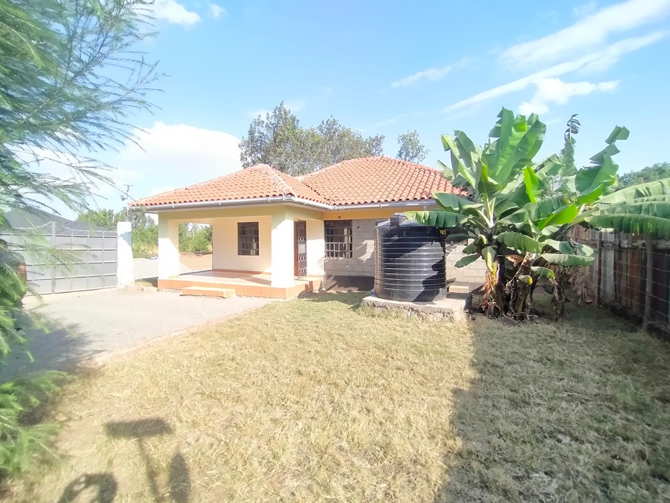 elegant 2 bedroom bungalow to let in Karen