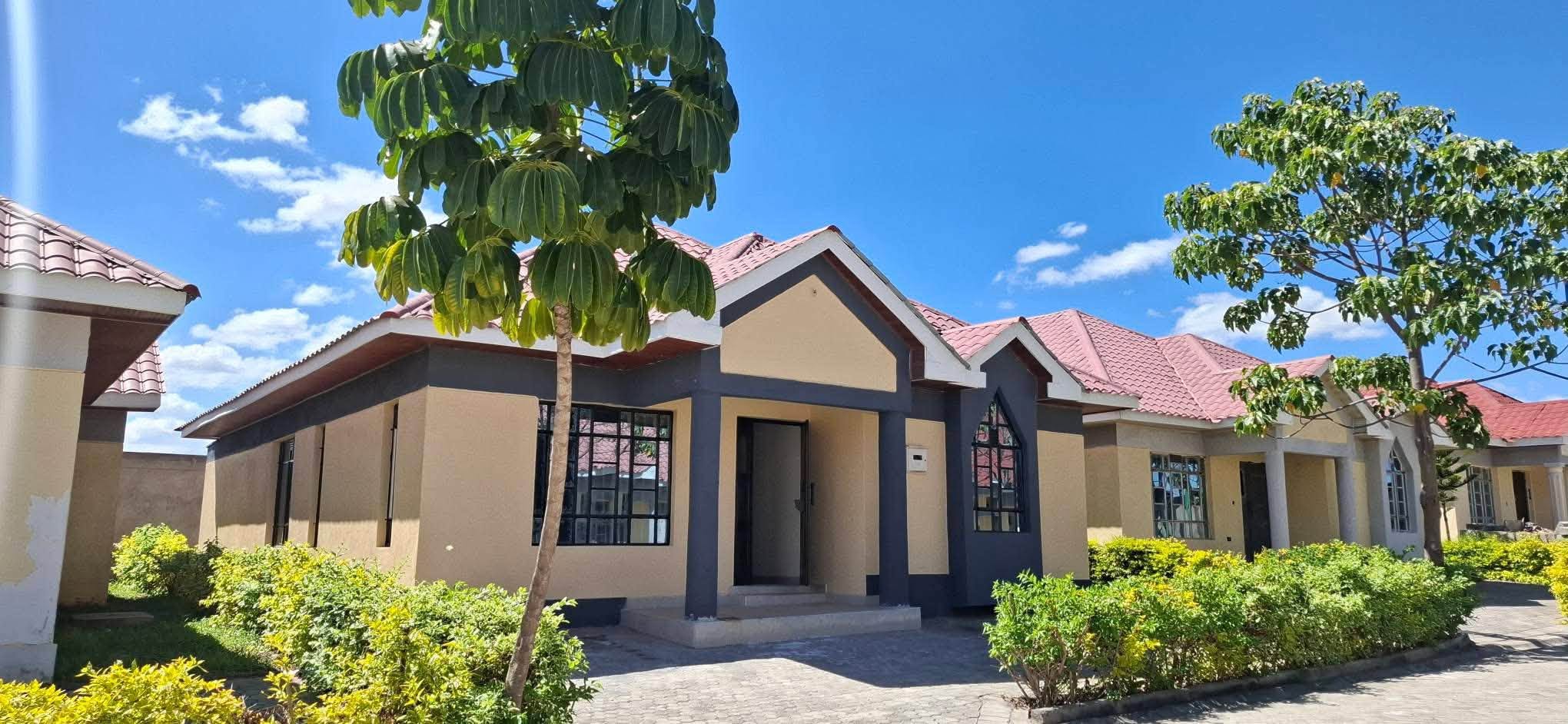 elegant 3-bedroom bungalow for sale in kangundo road, malaa Image