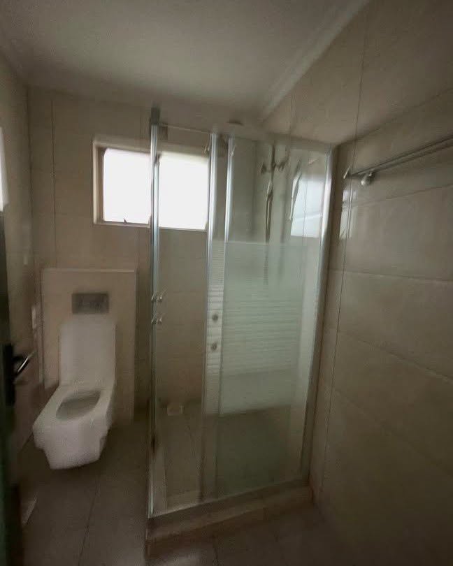 Elegant 3-Bedroom Bungalow To Let | Kerarapon Drive
