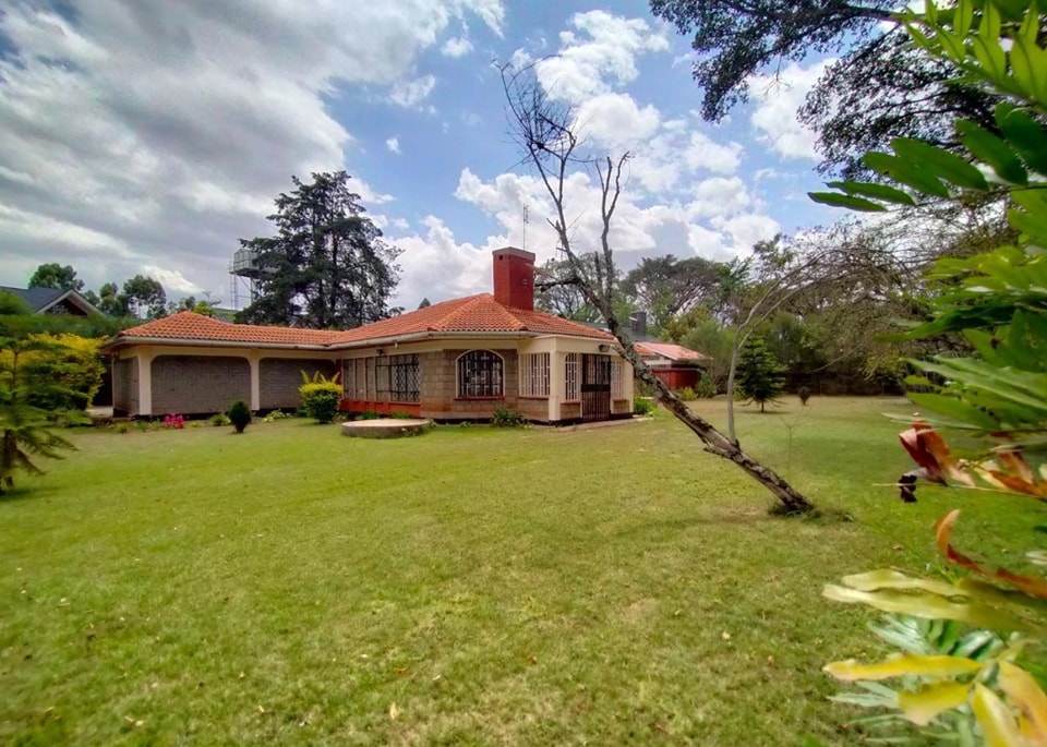 Elegant 4 Bedroom Bungalow All Ensuite  with DSQ For Sale in Karen