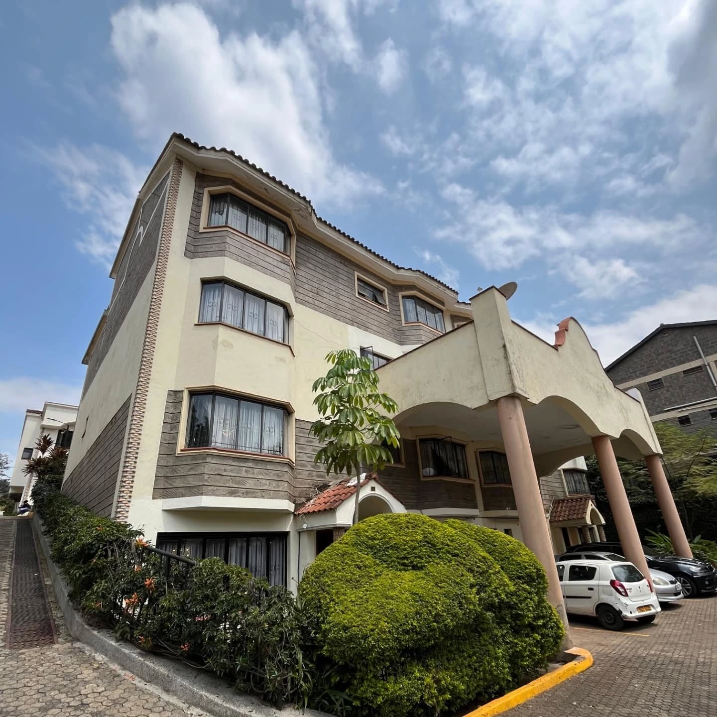 Elegant 4 Bedroom + DSQ Townhouse for Sale/Rent in Westlands