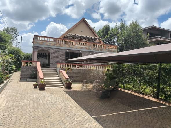 Elegant 4 Bedroom Maisonette + DSQ To Let in Kerarapon Drive Image