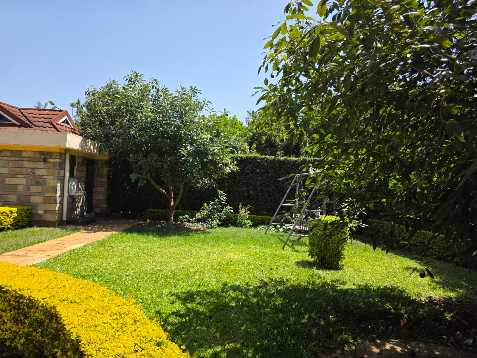 Elegant 4-Bedroom Maisonette for Rent in Muthaiga Image