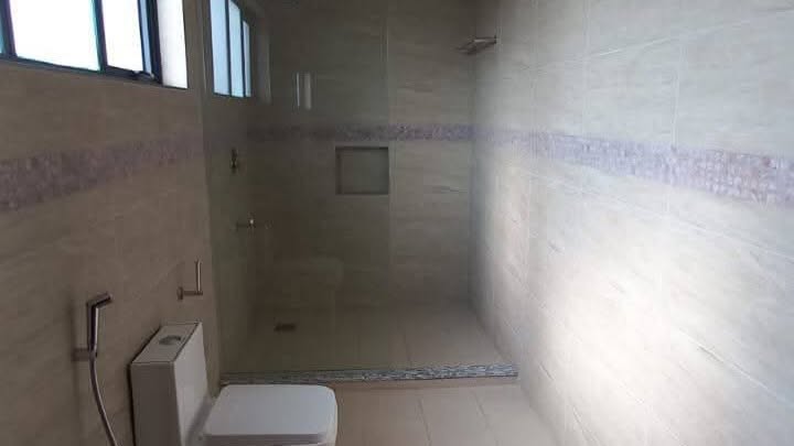 Elegant 4-Bedroom Maisonette for Sale in Milimani, Nakuru City Image
