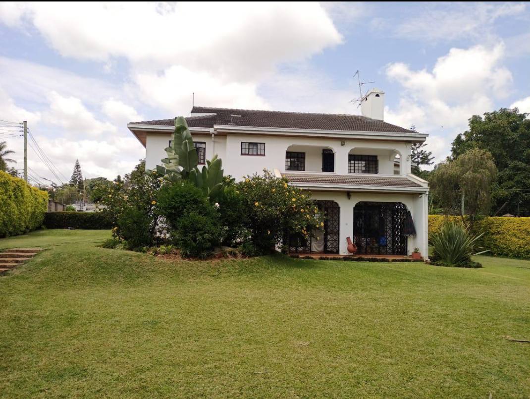 Elegant 4-Bedroom Maisonette For Sale  In  Runda