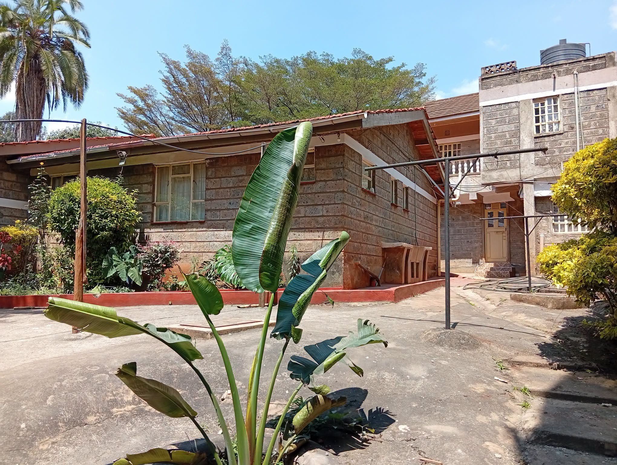 Elegant 4-Bedroom Maisonette + Self-Contained SQ To Let – Karen