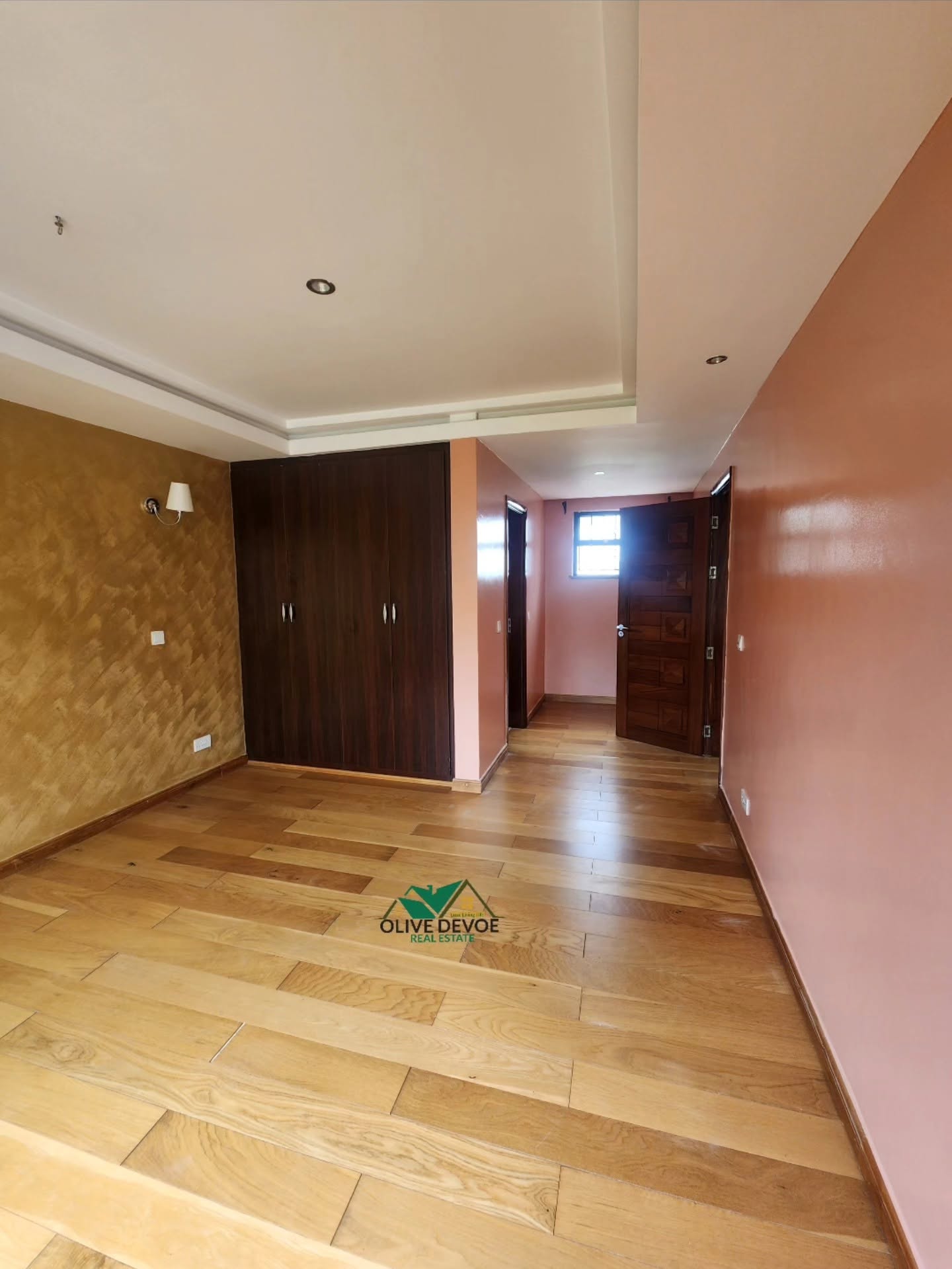 Elegant 4 bedroom townhouse to let in Lavington Image