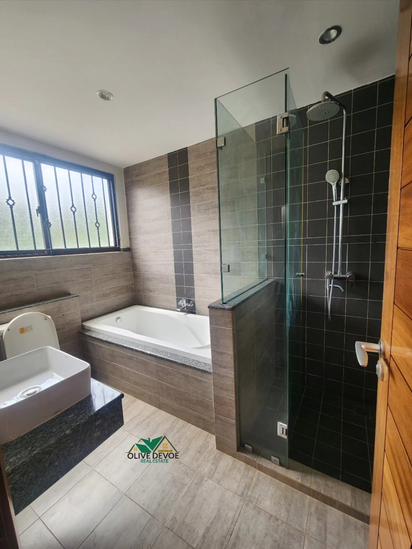 Elegant 4 bedroom townhouse to let in Lavington