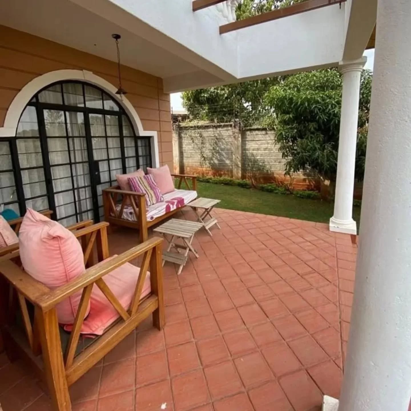 Elegant 4 bedroom villa for sale in Kiambu Road Image
