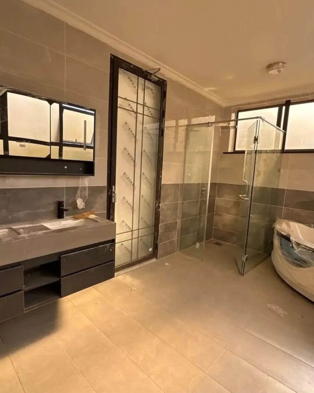 Elegant 4-Bedroom Villa To Let in Karen Image