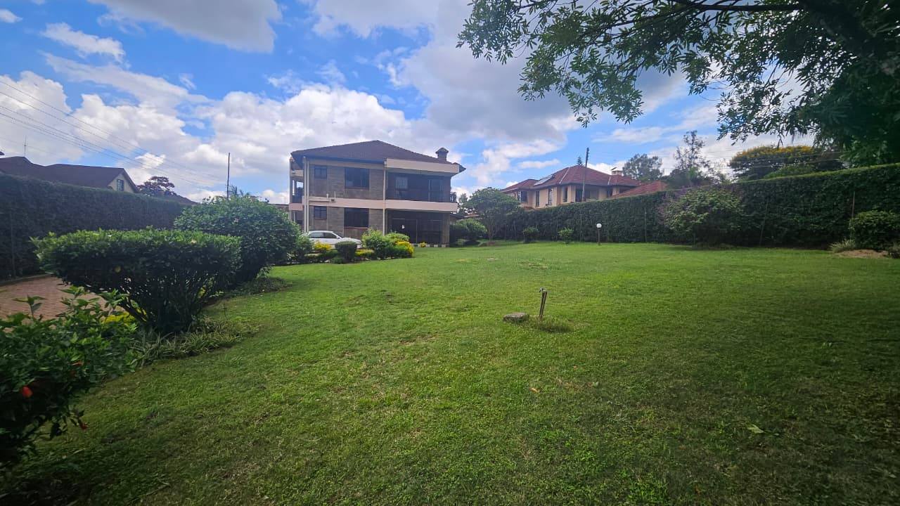 Elegant 5-Bedroom All En-Suite Maisonette For Rent in Runda Image