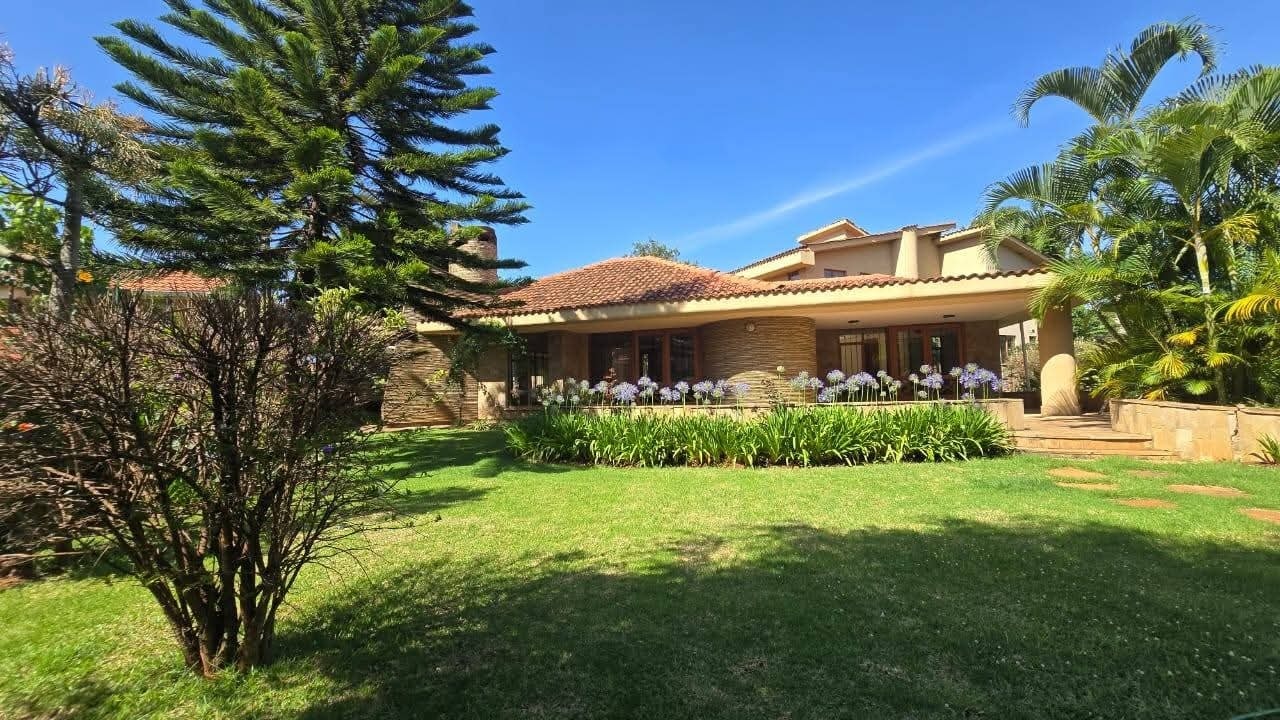 Elegant 5-Bedroom Maisonette for Rent in Old Runda Image