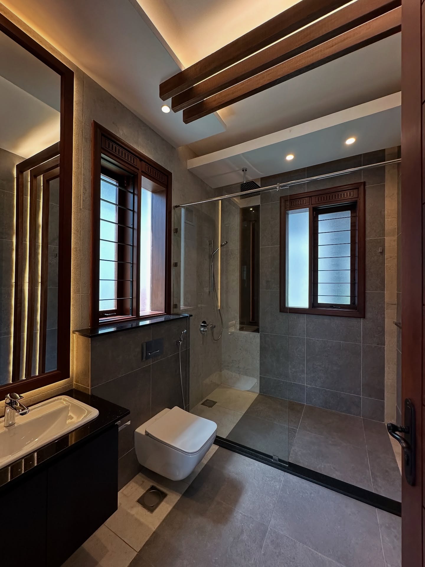 Elegant 5-Bedroom Maisonette For Rent in Runda Image