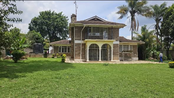 Elegant 5-Bedroom Maisonette for Sale In Old Runda
