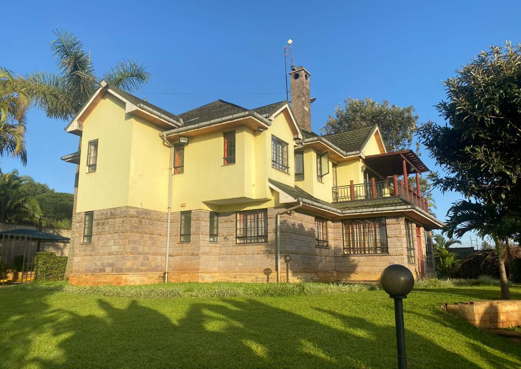 Elegant 5-Bedroom Maisonette with DSQ for Sale in Old Kitisuru