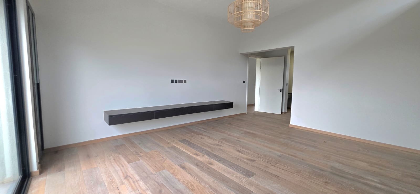 Elegant 5bedrooms plus sq townhouses to let in Runda