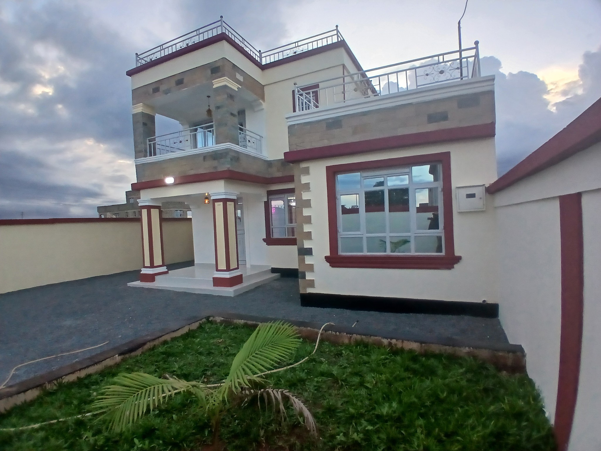 Elegant Flatroof 4 Bedroom Maisonette For Sale in Thika, Tola