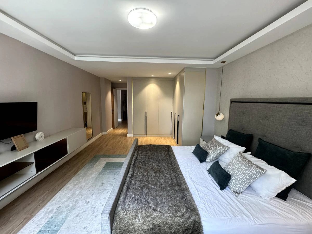 Elegantly Furnished 3 Bedroom Apartment with DSQ in Brookside Image
