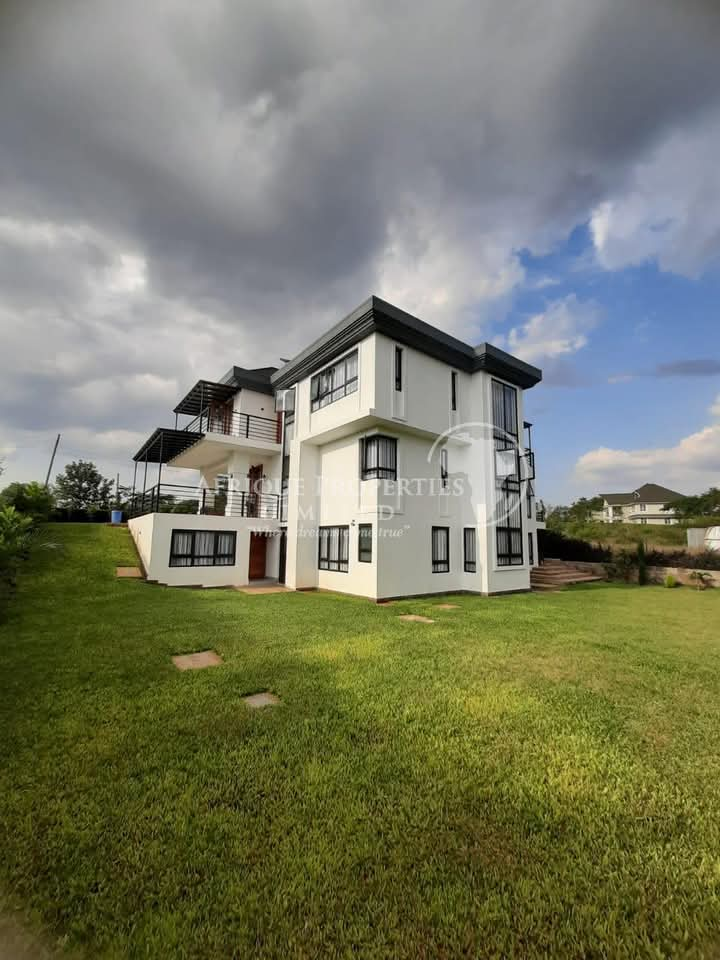 Exclusive 5 Bedroom Maisonette For Sale in Thika Green Golf Estate Image