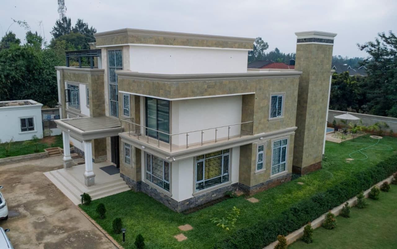 exclusive luxury 6 bedroom maisonette for sale in garden estate