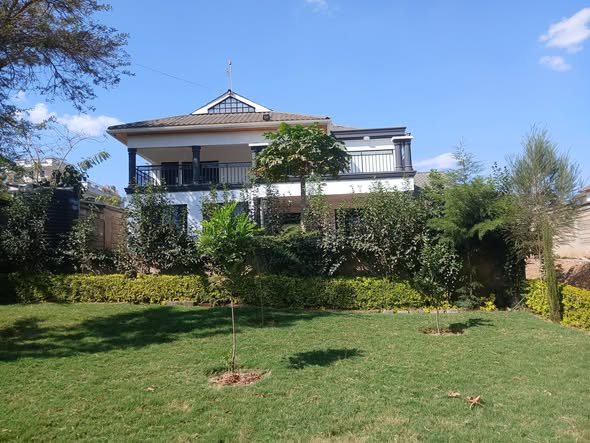 Excutive Elegant Sumptuous 6 bedroom all-ensuite Plus SQ maisonette to let In Ruiru Mugutha