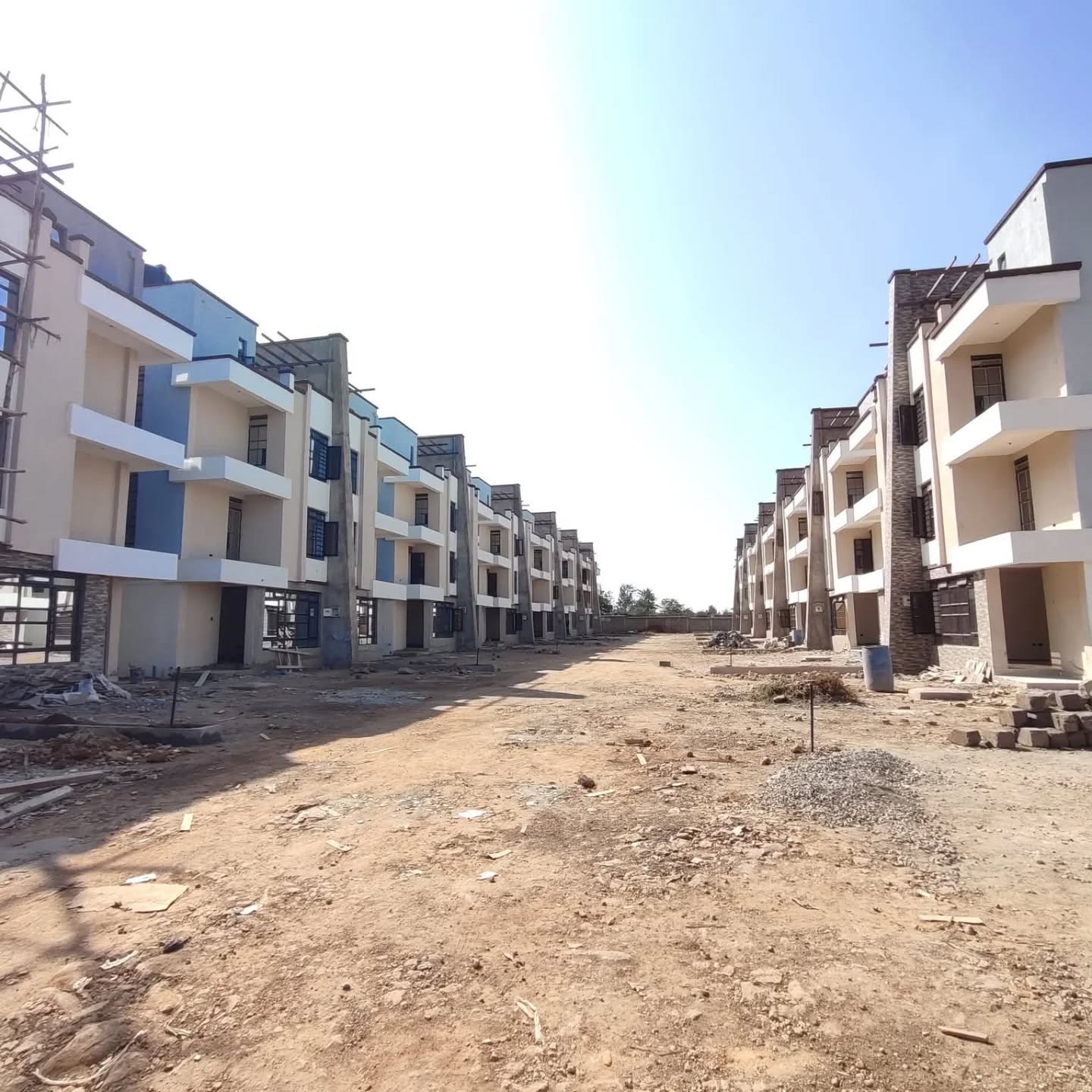 Execellently Designed 4 Bedroom TowhHouses Plus a DSQ For Sale in Kamakis