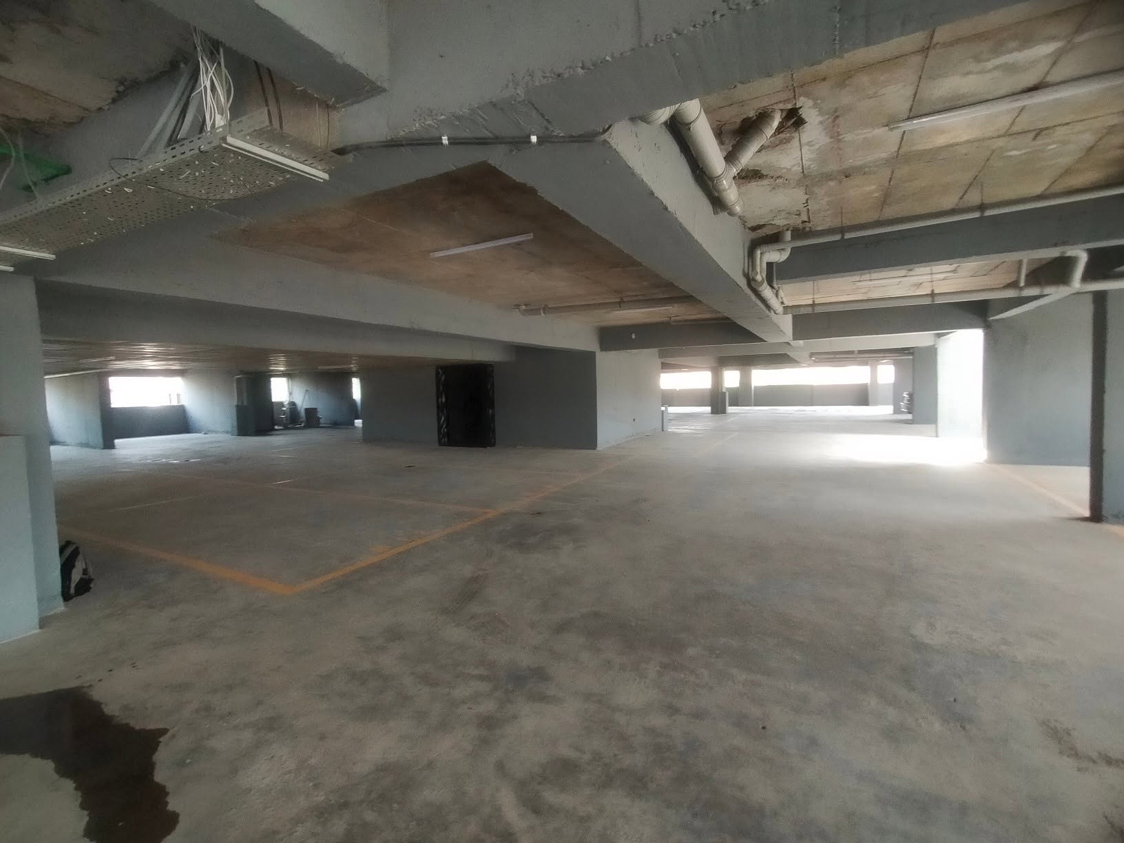 Executive 1, 2 & 3 Bedroom Apartments To Let IN South B