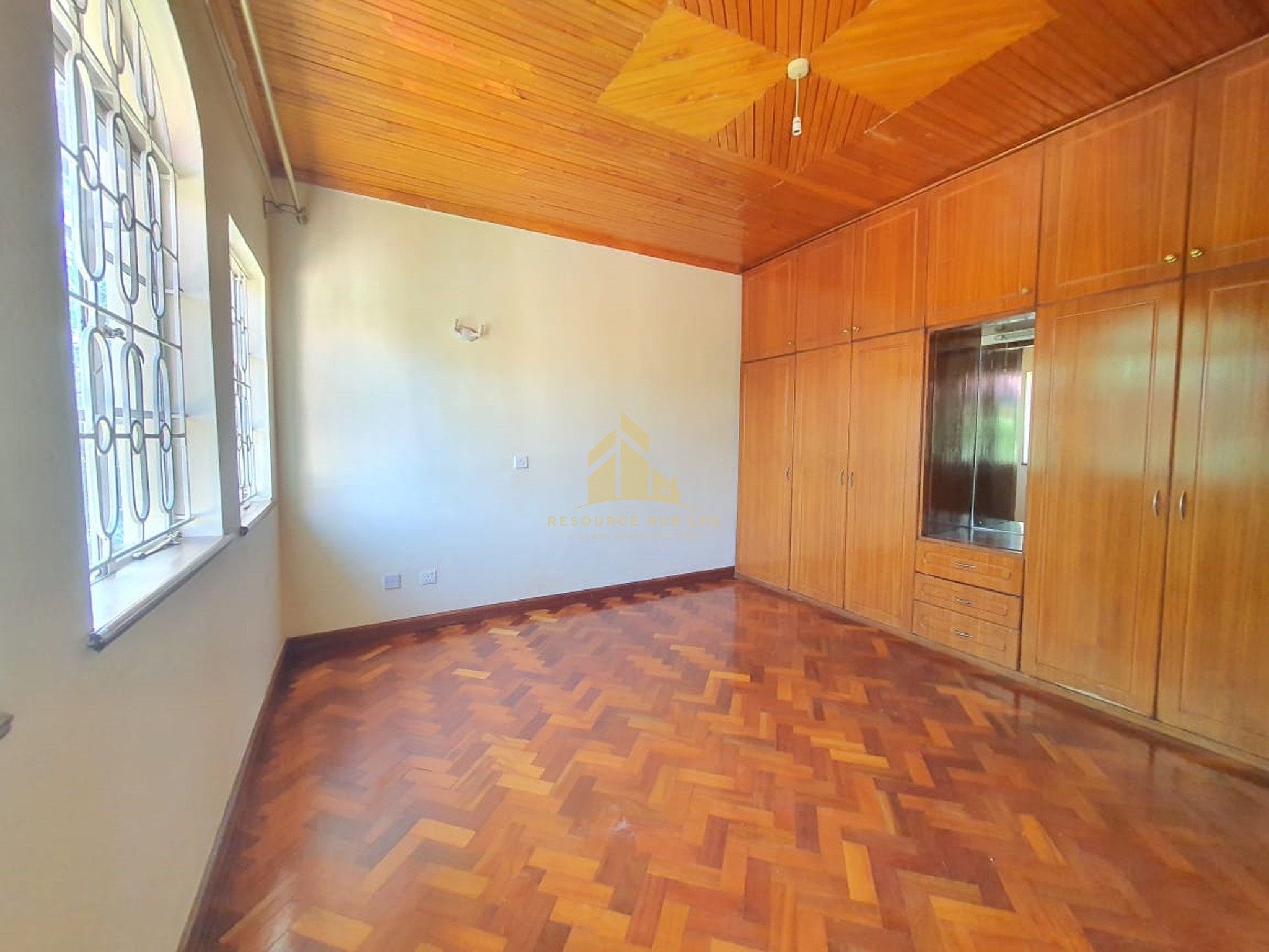 executive 4 bedroom maisonette for rent in Kitisuru Image