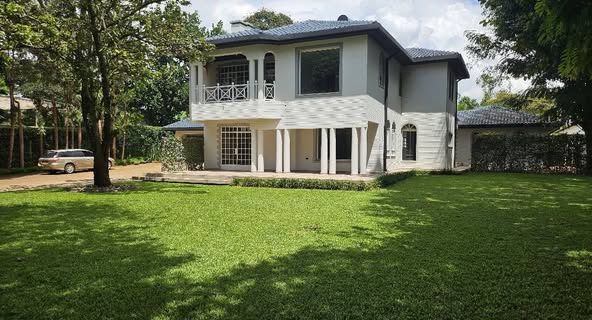 Executive 4 Bedroom Maisonette For Rent in Runda