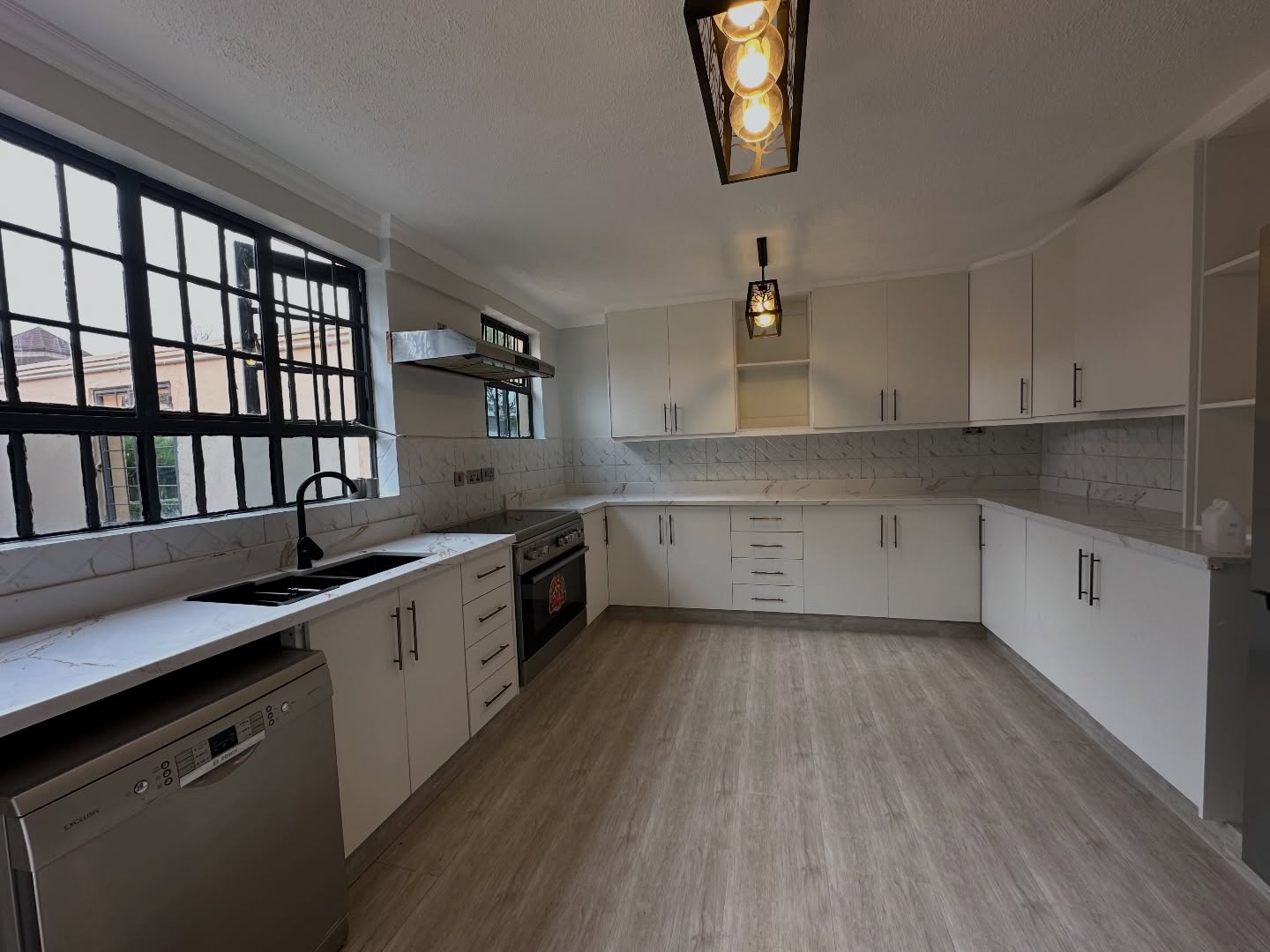 Executive 5-Bedroom Maisonette for Rent in Karen, Image