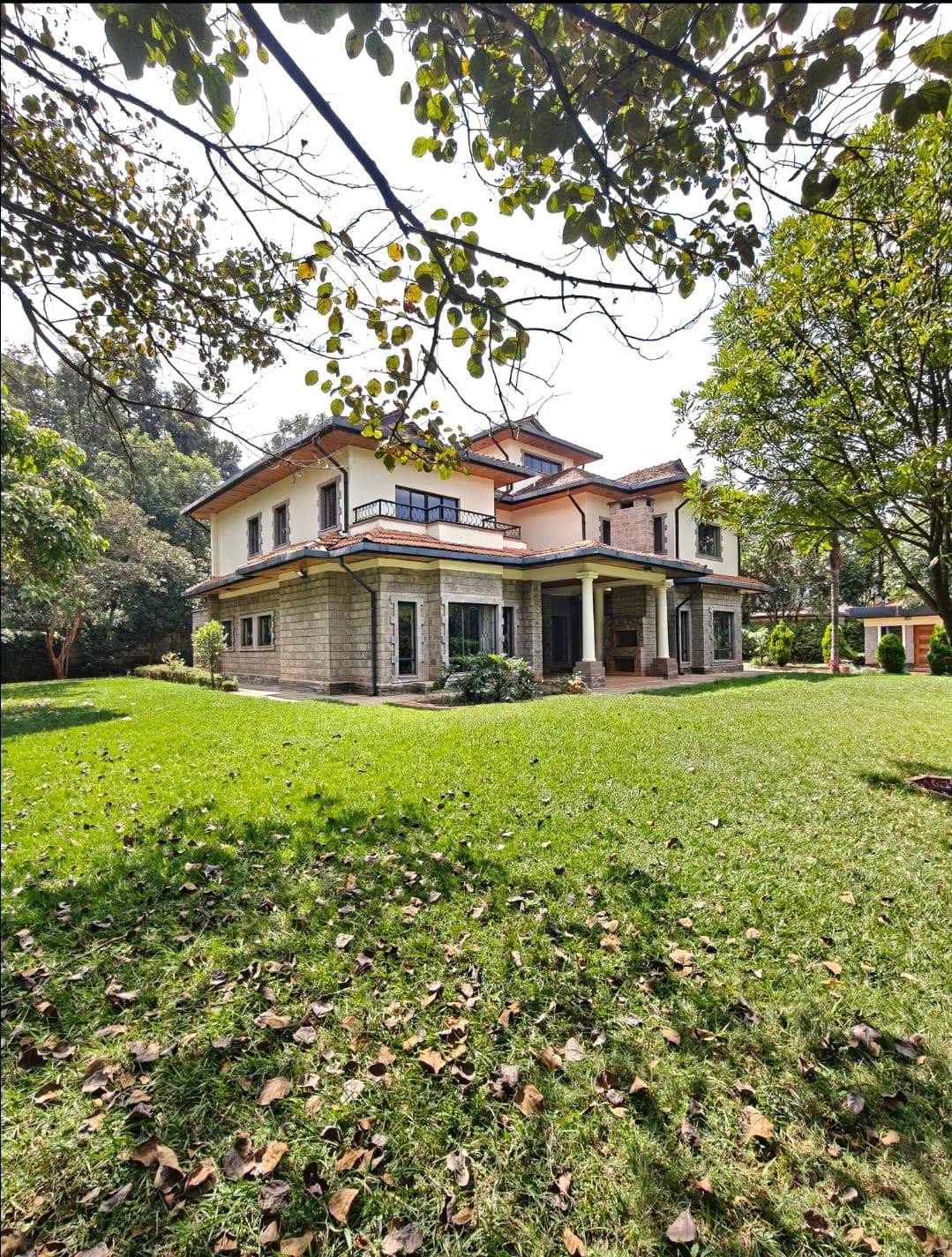 Executive All Ensuite 4-Bedroom Villa For Sale in Karen Near the Hub