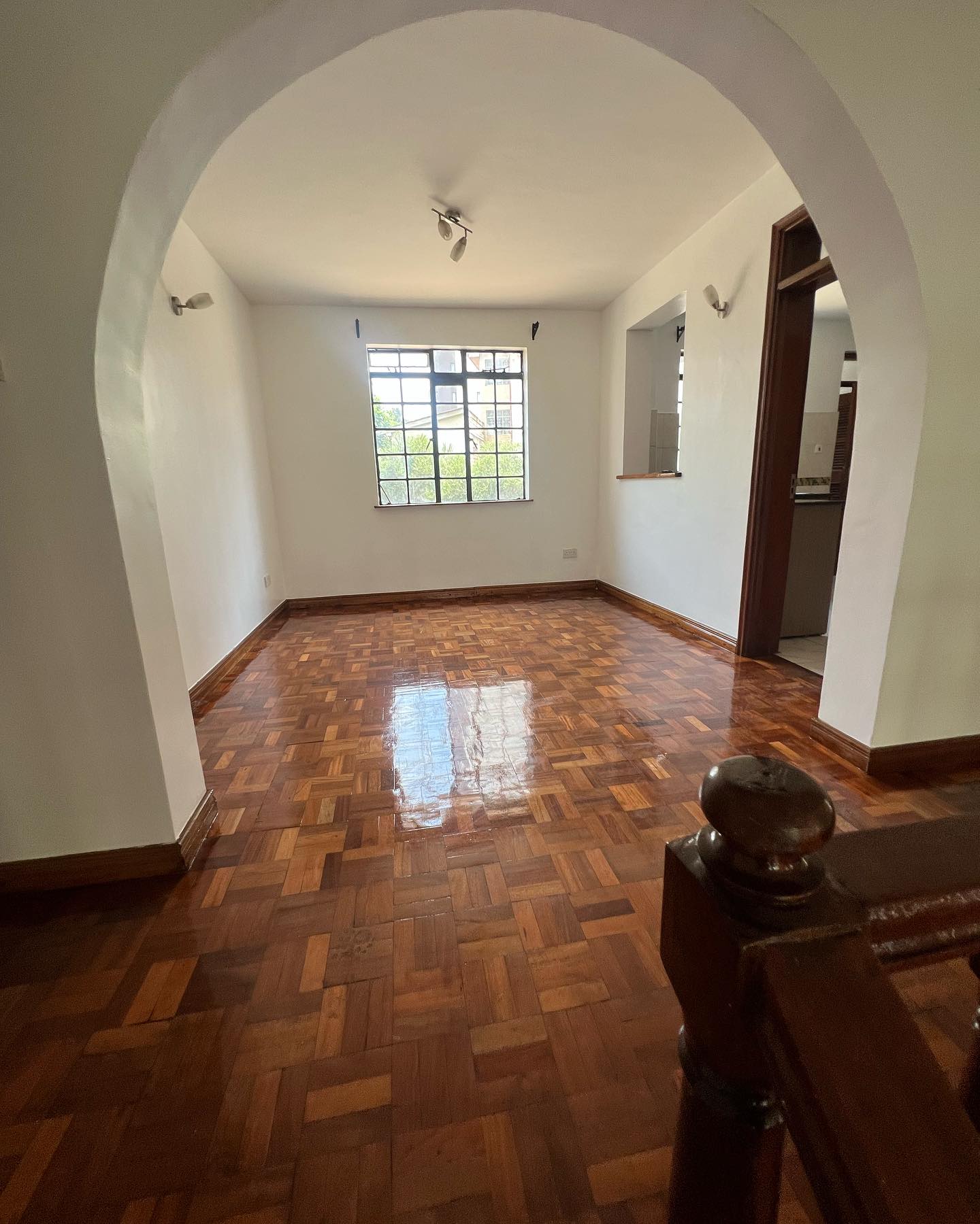 Executive three bedroom apartment plus a dsq to let in Lavington